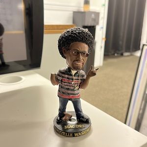 Mac Dre Bobblehead Missing Arm Thizzelle Washington